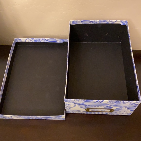 🆕 Small Storage Box with Lid - Picture 7 of 11